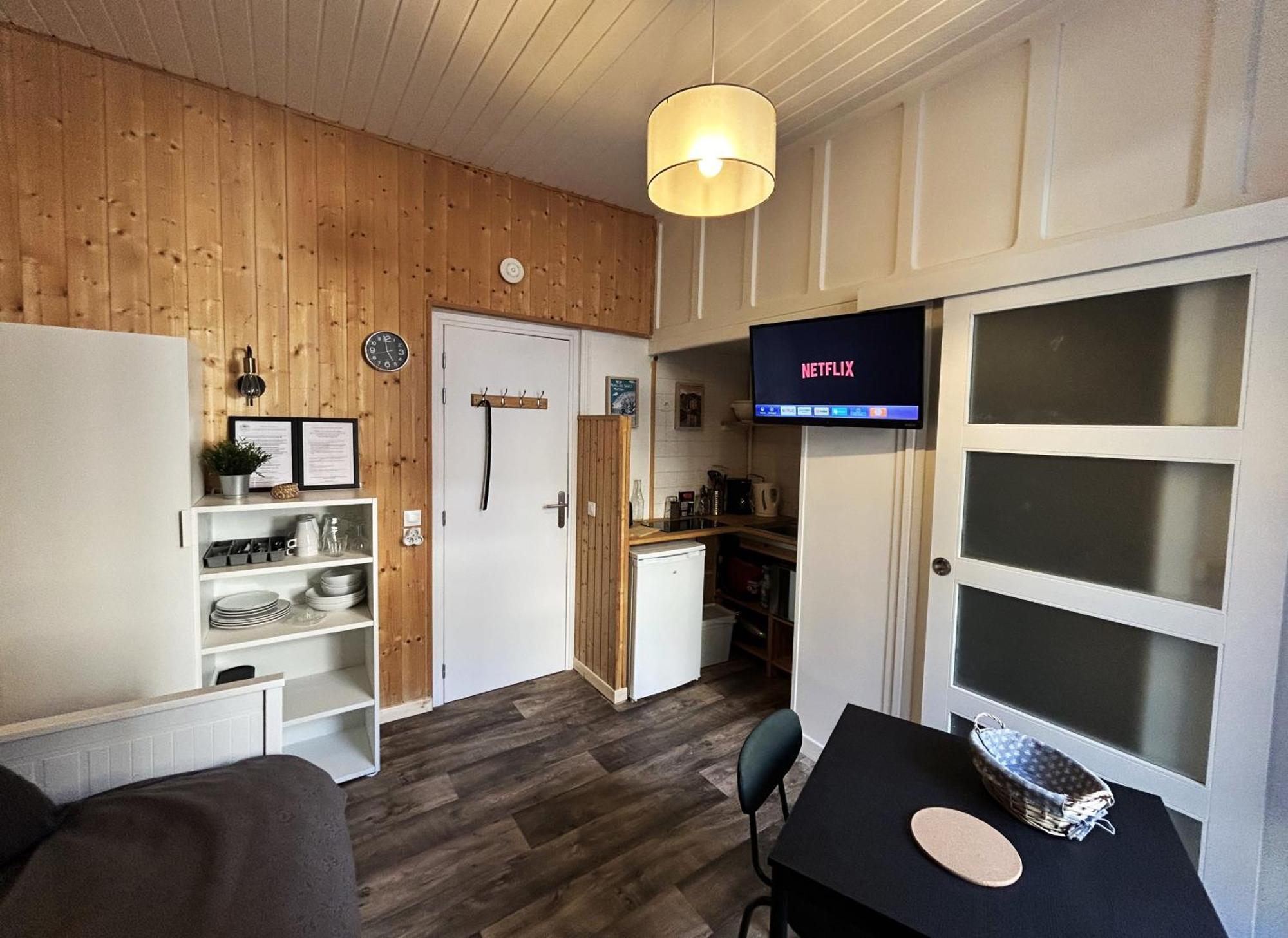 La Maison Des Familles 10 Appartements Le Mont-Dore Room photo
